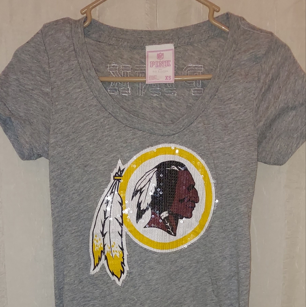 PINK Victoria Secrets  NFL  Washingtin Redskins Sequin t-shirt XS gray ladies